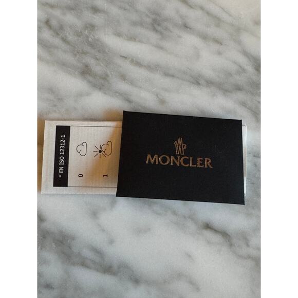 Moncler Scalloped ML0161p Sunglasses main image 2